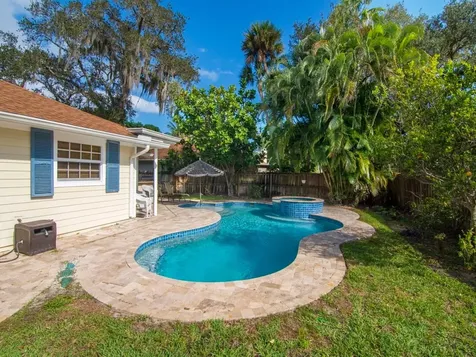726 Flamevine Lane Vero Beach FL 32963
