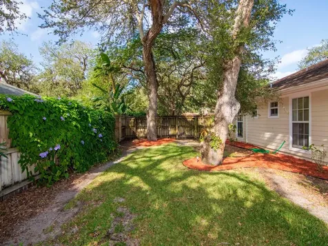 726 Flamevine Lane Vero Beach FL 32963
