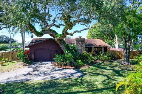 526 19th Place Vero Beach FL 32960