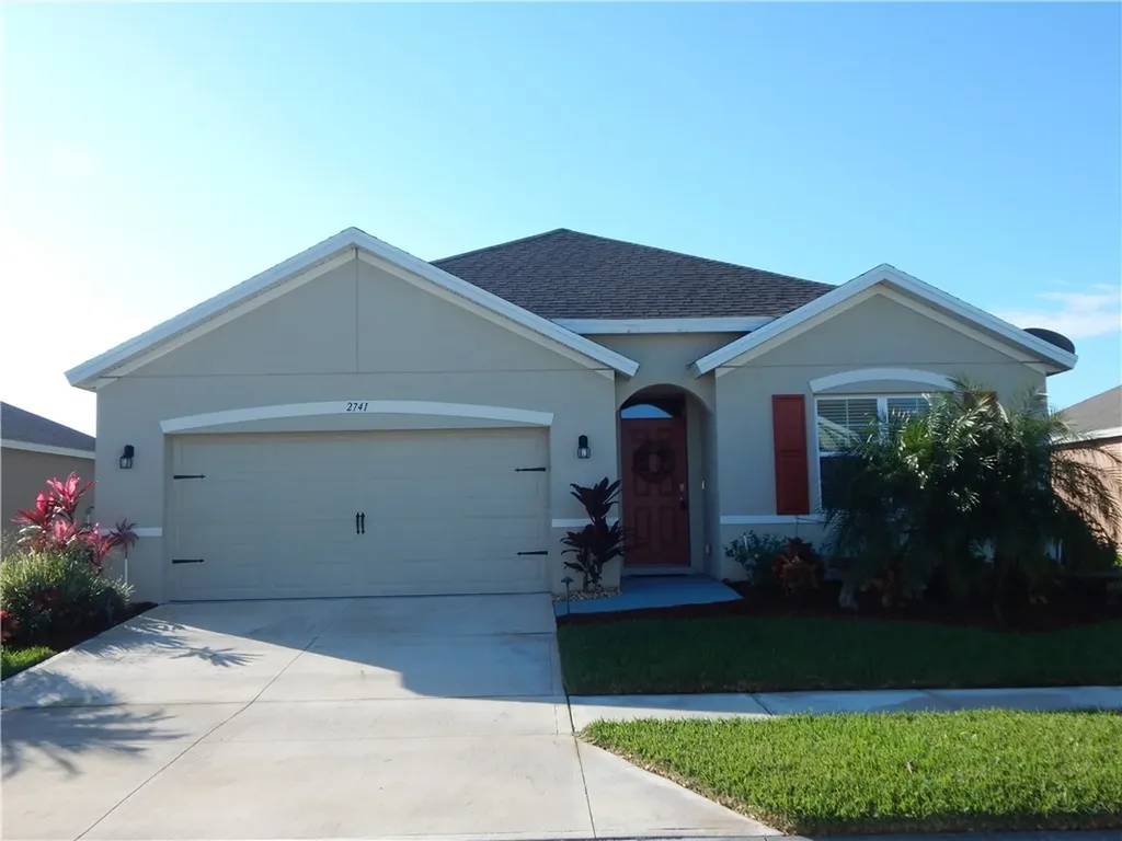 2741 Granville Manor SW Vero Beach FL 32968