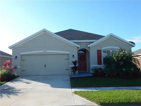 2741 Granville Manor SW Vero Beach FL 32968