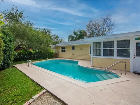 746 41st Avenue Vero Beach FL 32968