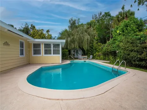 746 41st Avenue Vero Beach FL 32968