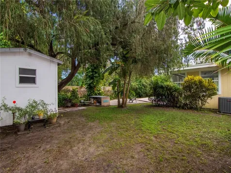 746 41st Avenue Vero Beach FL 32968