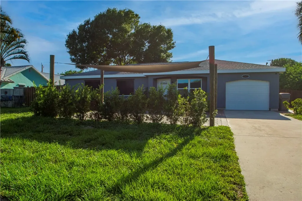 2325 12th Avenue SW Vero Beach FL 32962