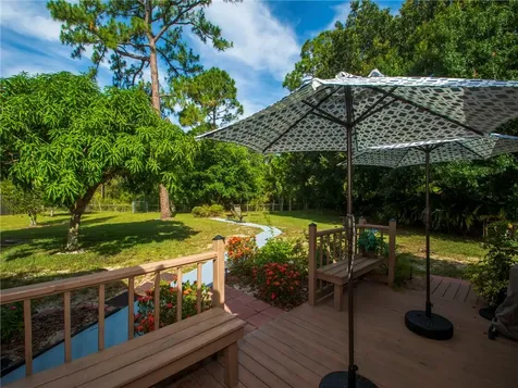 6635 52nd Avenue Vero Beach FL 32967