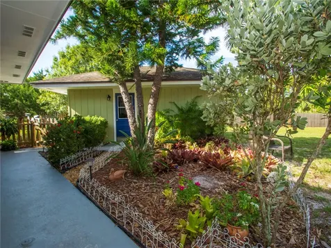 6635 52nd Avenue Vero Beach FL 32967
