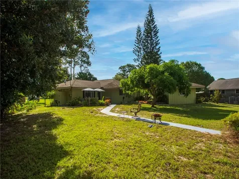 6635 52nd Avenue Vero Beach FL 32967