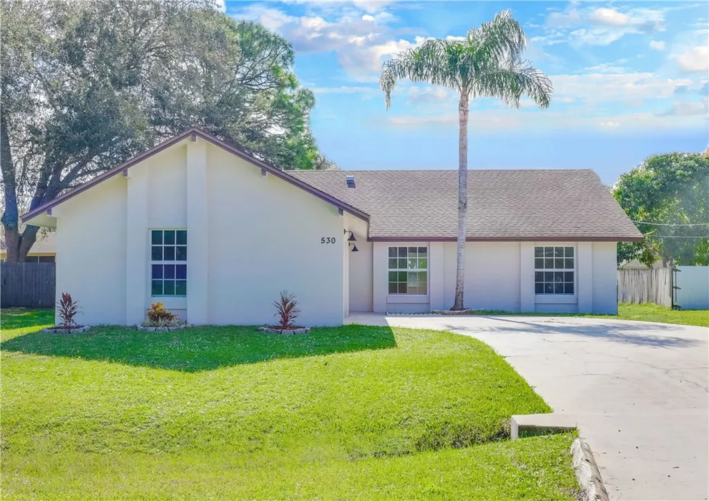 530 Koutnik Road SE Palm Bay FL 32909