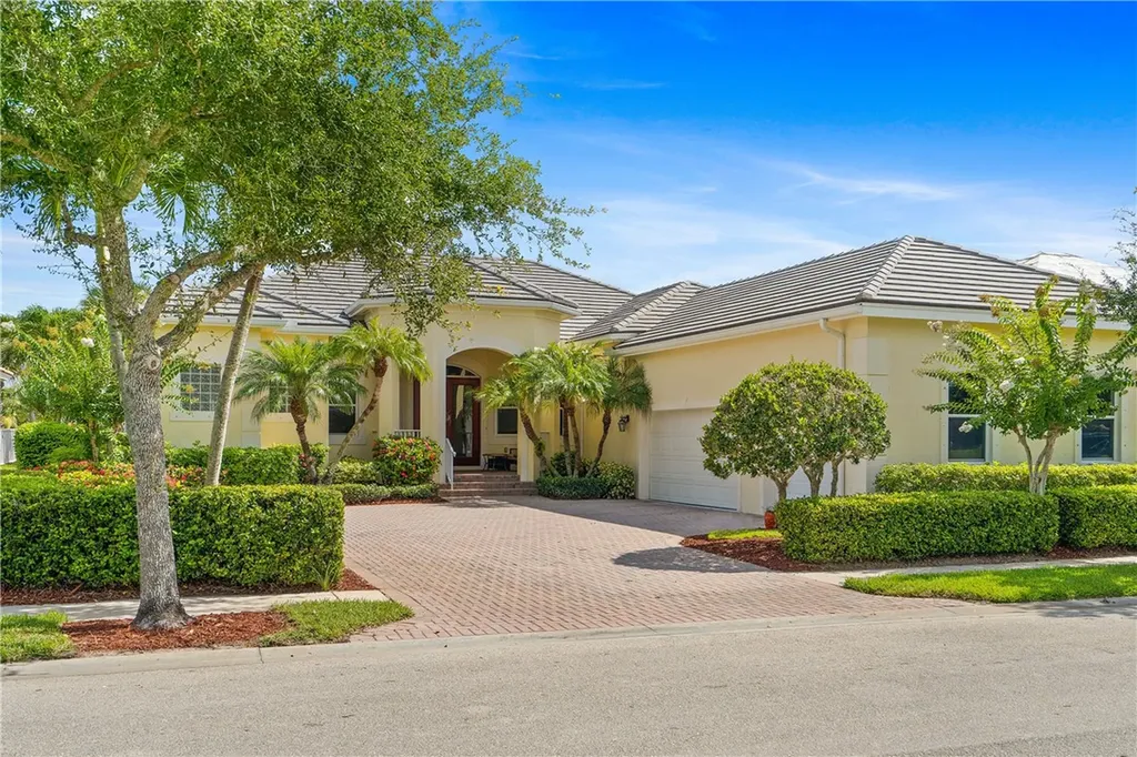 7614 S Village Square Vero Beach FL 32966