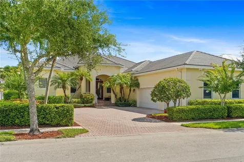 7614 S Village Square Vero Beach FL 32966