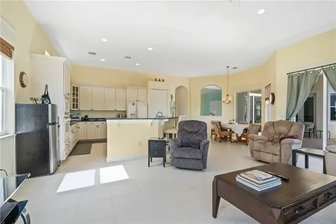 7614 S Village Square Vero Beach FL 32966