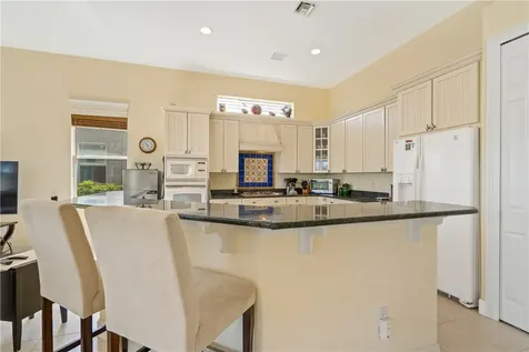 7614 S Village Square Vero Beach FL 32966