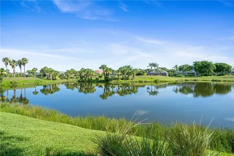 7614 S Village Square Vero Beach FL 32966