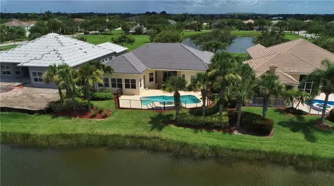 7614 S Village Square Vero Beach FL 32966