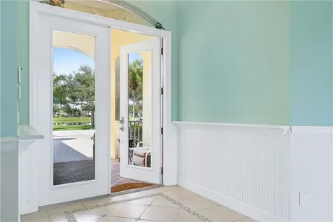 7614 S Village Square Vero Beach FL 32966