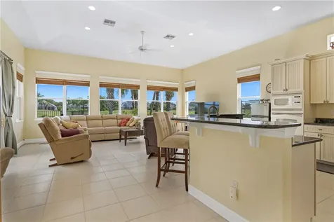 7614 S Village Square Vero Beach FL 32966
