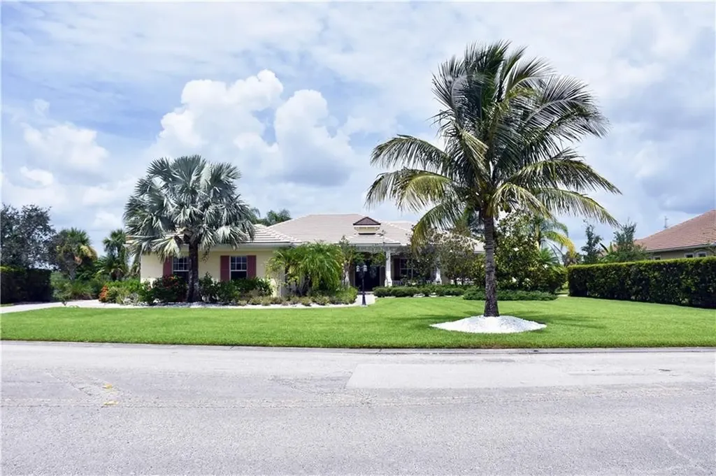 987 W Polo Grounds Drive Vero Beach FL 32966