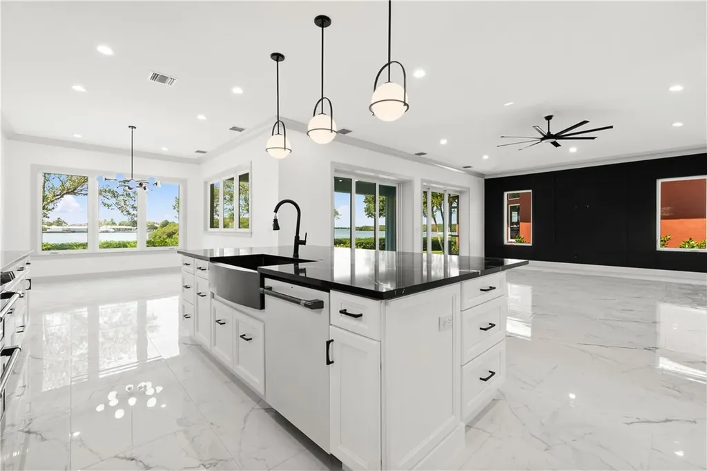 1812 Wildcat Cove Hutchinson Island FL 34949