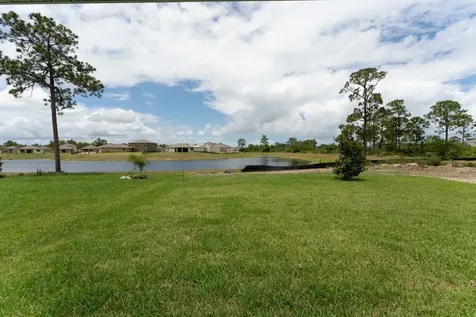 4200 Keeson Circle Vero Beach FL 32967
