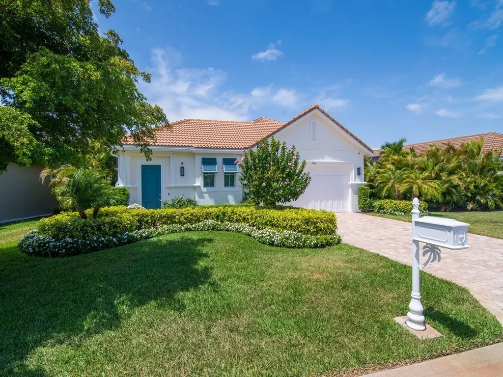2126 Falls Circle Vero Beach FL 32967
