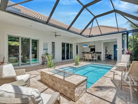 2126 Falls Circle Vero Beach FL 32967