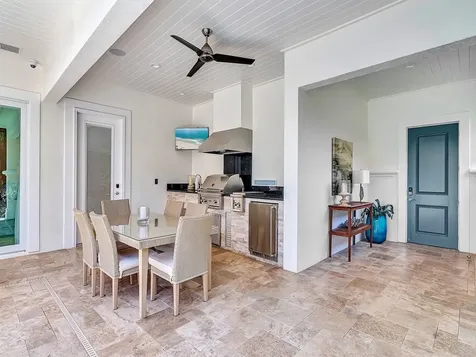 2126 Falls Circle Vero Beach FL 32967