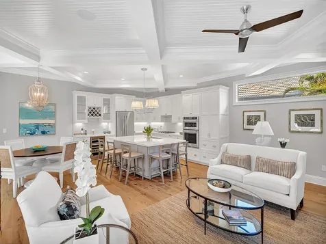 2126 Falls Circle Vero Beach FL 32967