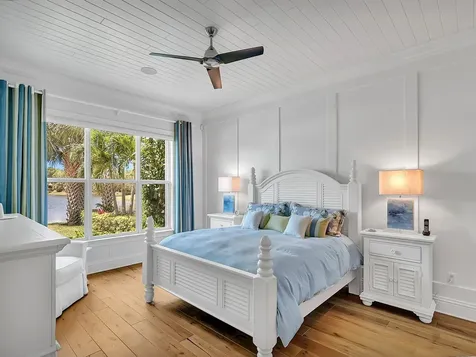 2126 Falls Circle Vero Beach FL 32967