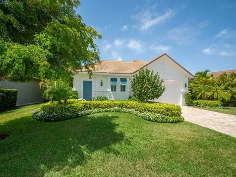 2126 Falls Circle Vero Beach FL 32967