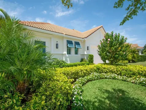 2126 Falls Circle Vero Beach FL 32967