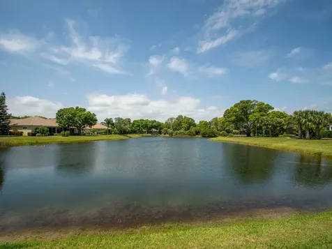 2126 Falls Circle Vero Beach FL 32967