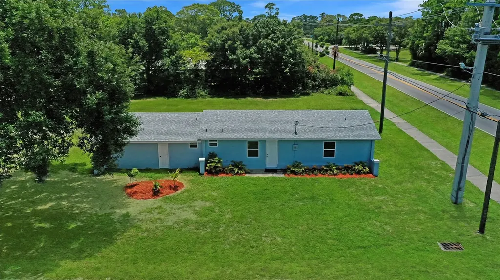 1011 19th Avenue SW Vero Beach FL 32962