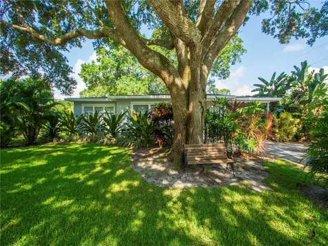 2095 53rd Avenue Vero Beach FL 32966