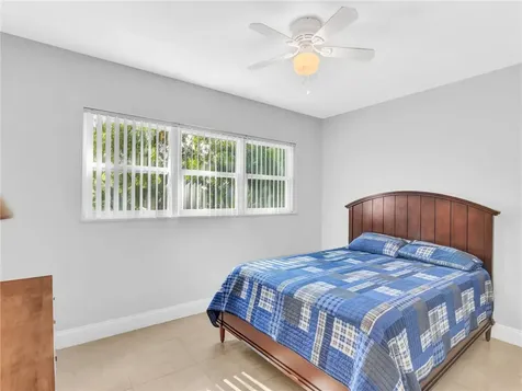 2095 53rd Avenue Vero Beach FL 32966
