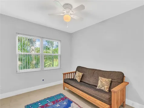 2095 53rd Avenue Vero Beach FL 32966