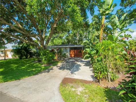 2095 53rd Avenue Vero Beach FL 32966
