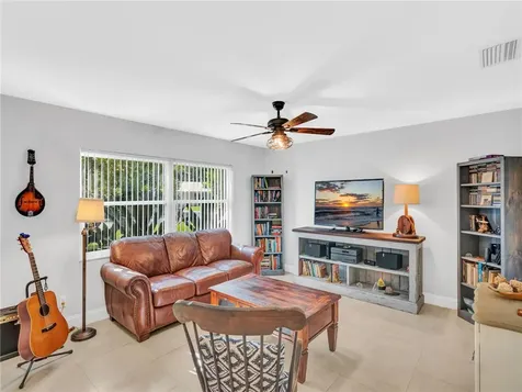 2095 53rd Avenue Vero Beach FL 32966