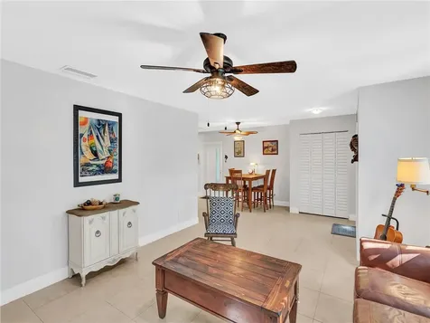 2095 53rd Avenue Vero Beach FL 32966
