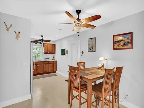 2095 53rd Avenue Vero Beach FL 32966