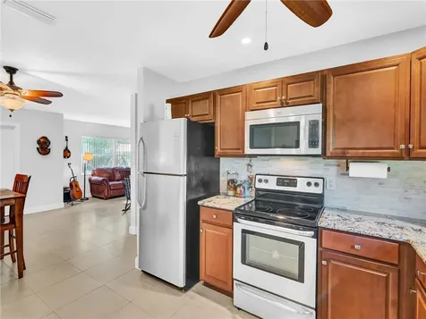 2095 53rd Avenue Vero Beach FL 32966