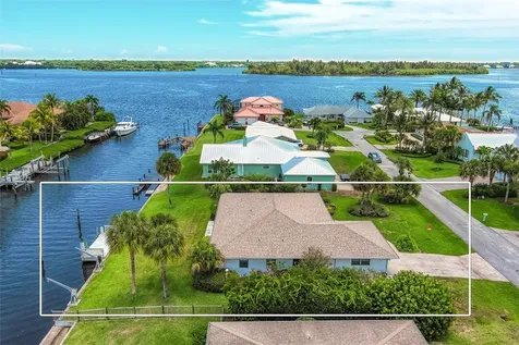 8 Sea Horse Lane Vero Beach FL 32960