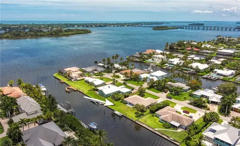 8 Sea Horse Lane Vero Beach FL 32960