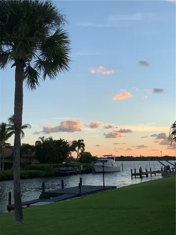8 Sea Horse Lane Vero Beach FL 32960