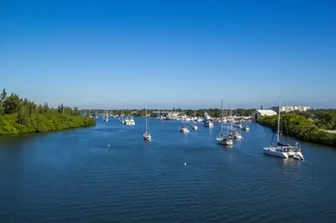 8 Sea Horse Lane Vero Beach FL 32960