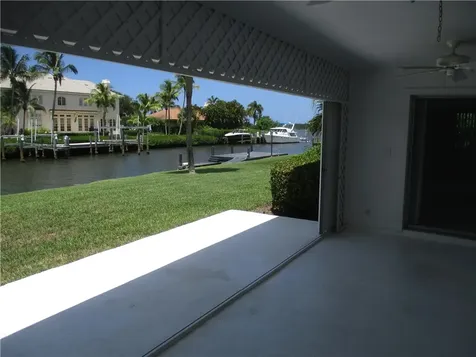 8 Sea Horse Lane Vero Beach FL 32960