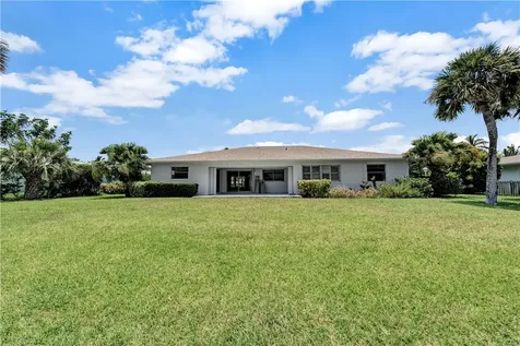 8 Sea Horse Lane Vero Beach FL 32960