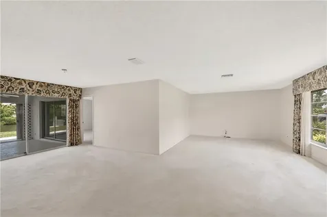 8 Sea Horse Lane Vero Beach FL 32960