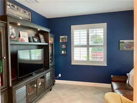 1085 2nd Manor SW Vero Beach FL 32962