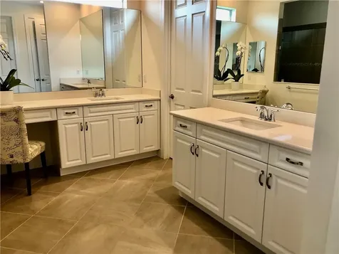 1085 2nd Manor SW Vero Beach FL 32962